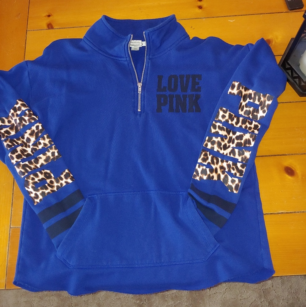 Vs pink cheetah quarter zip M